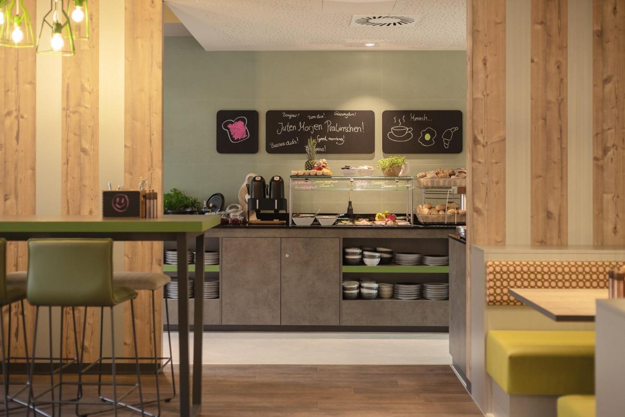Holiday Inn - The Niu, Mill Cologne Muelheim, An Ihg Hotel Ngoại thất bức ảnh