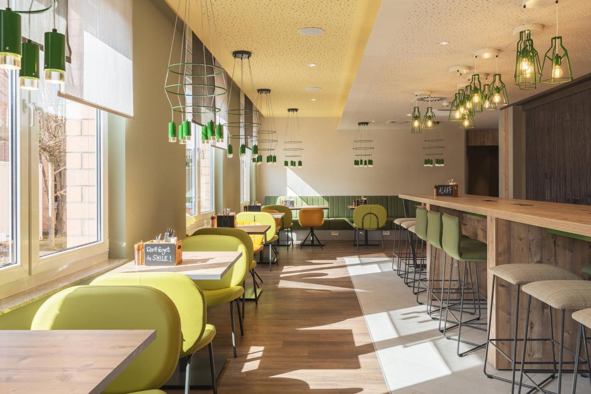 Holiday Inn - The Niu, Mill Cologne Muelheim, An Ihg Hotel Ngoại thất bức ảnh