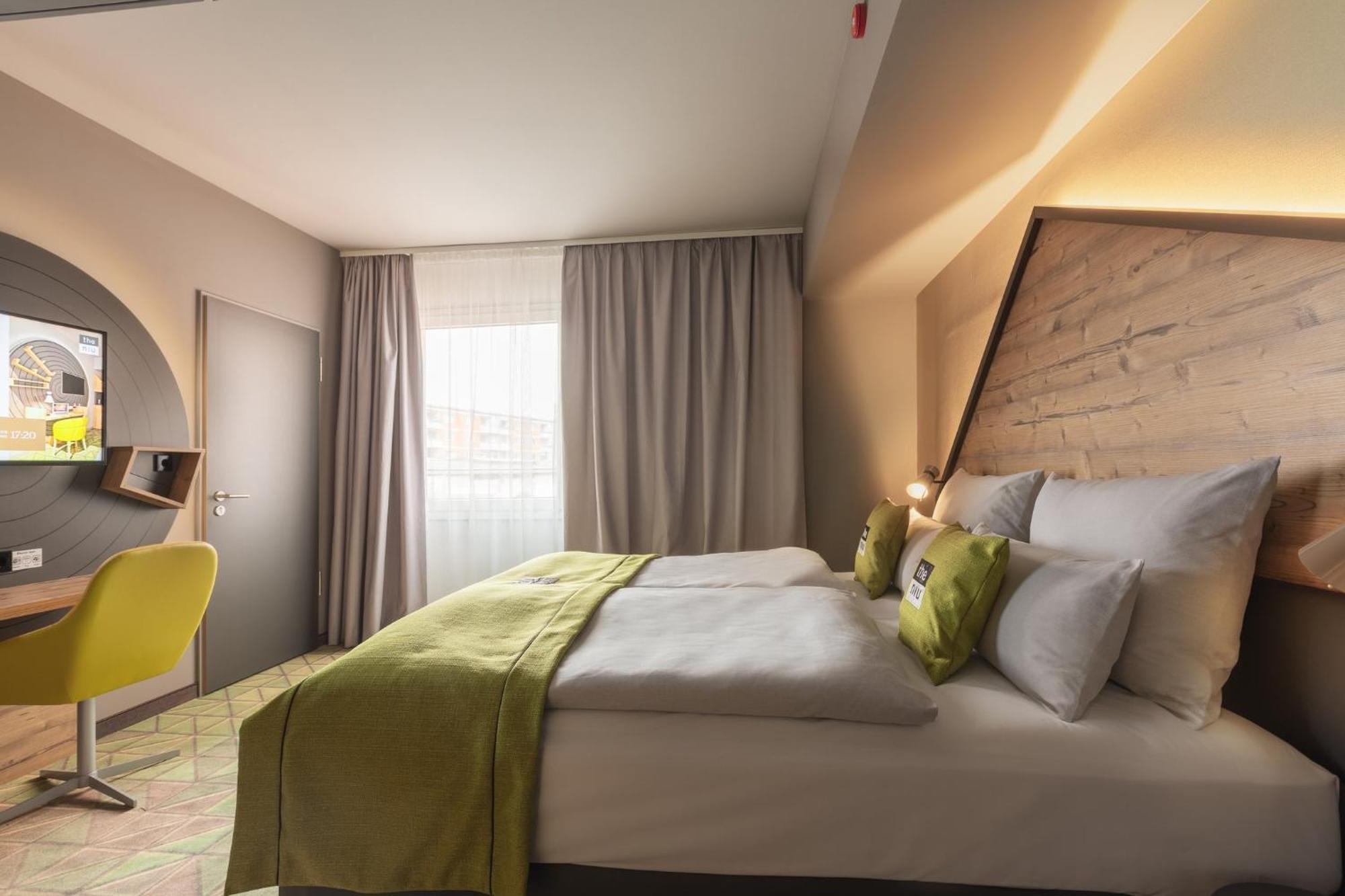 Holiday Inn - The Niu, Mill Cologne Muelheim, An Ihg Hotel Ngoại thất bức ảnh